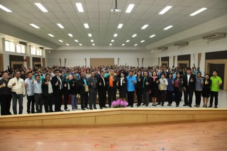 กระทรวงวิทย์ขับเคลื่อนเศรษฐกิจ สังคมฐานราก ด้วยวิทย์ เทคโนฯ นวัตกรรม ลดความเหลื่อมล้ำ กระจายรายได้/โอกาส วว./วศ. ผนึกกำลังจัดงานมหกรรมวิทย์สร้างอาชีพ ยกระดับภูมิภาค @ จังหวัดนราธิวาส