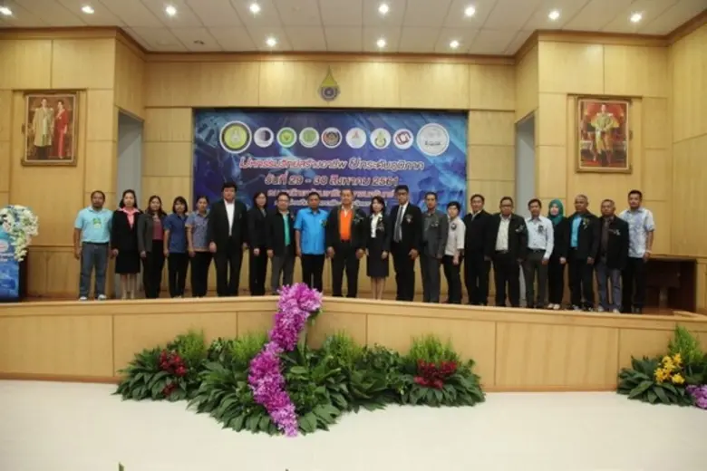 กระทรวงวิทย์ขับเคลื่อนเศรษฐกิจ สังคมฐานราก ด้วยวิทย์ เทคโนฯ นวัตกรรม ลดความเหลื่อมล้ำ กระจายรายได้/โอกาส วว./วศ. ผนึกกำลังจัดงานมหกรรมวิทย์สร้างอาชีพ ยกระดับภูมิภาค @ จังหวัดนราธิวาส