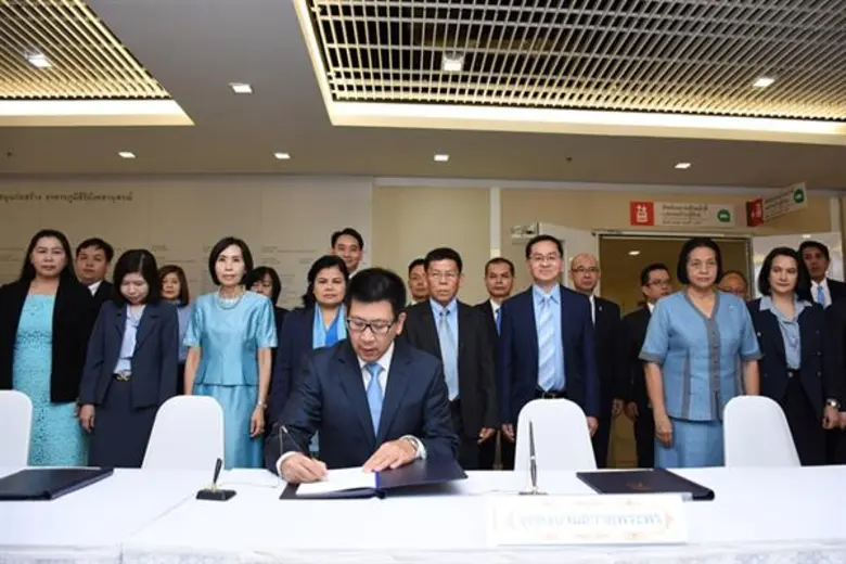 นายเอกนิติ นิติทัณฑ์ประภาศ อธิบดีกรมสรรพา...