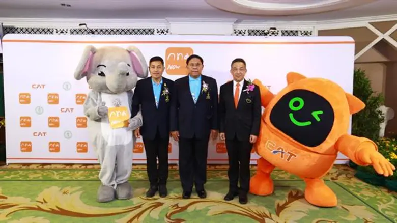 พล.ต.อ. อัศวิน ขวัญเมือง ผู้ว่าราชการกรุง...