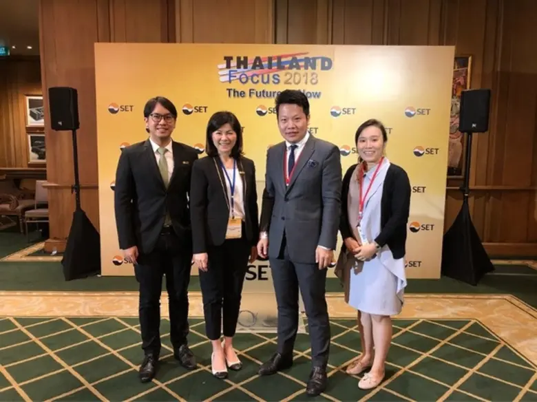 คุณณรัล วิวรรธนไกร (ที่ 2 จากขวา) กรรมการ...