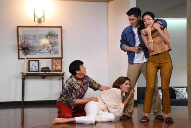 “แอน” ลงทุนจัดเต็ม !! ก้มกราบช่วย “เฌอเบลล์” รอดตาย