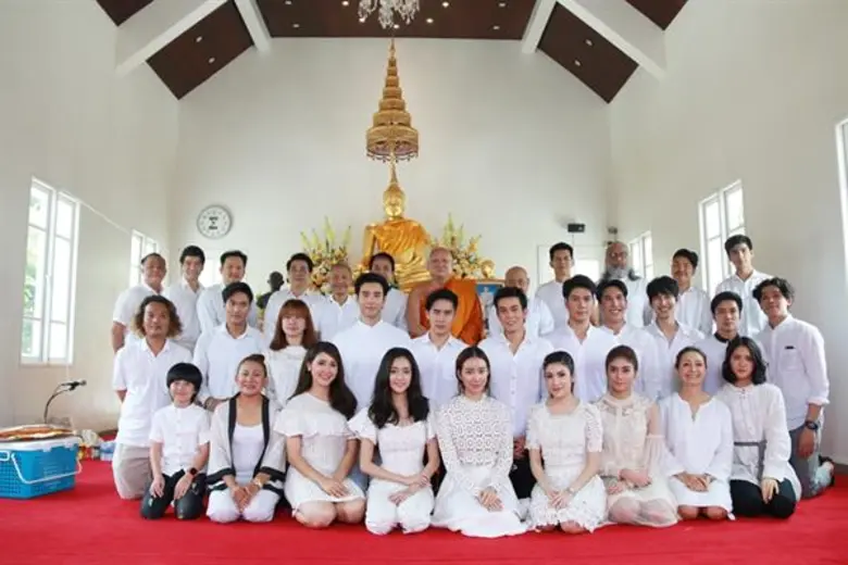 “ไต้ฝุ่น-จาด้า-เมฆ-ชิงชิง-วิน” ทำบุญเปิดกล้อง “รักสุดปลายนวม – ปิศาจหรรษา”