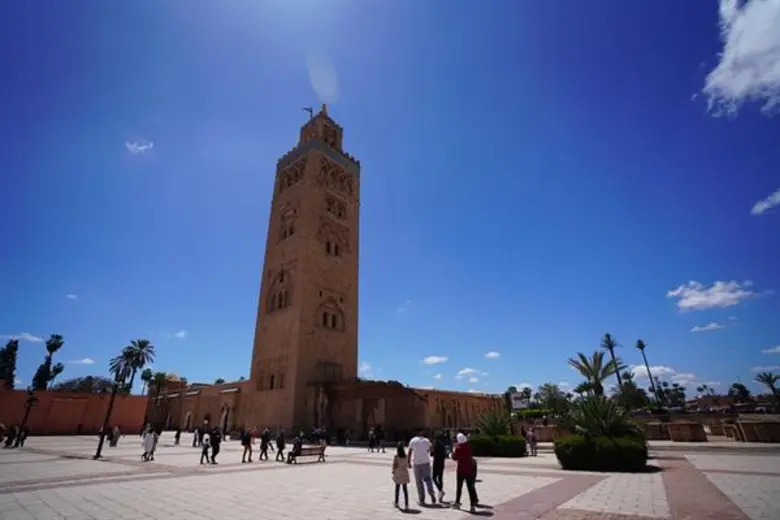 ทีวีไกด์: รายการ "เถื่อน Travel Season2" “สิงห์ วรรณสิงห์” ตะลุย “โมรอคโค” จักรวรรดิทะเลทราย ใน “เถื่อน Travel Season2”