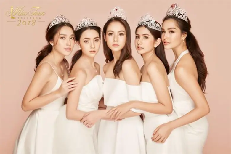 สวยอลัง “มุก-มุกดา” แท็คทีมรุ่นพี่ ยกนิ้ววัยทีน กระแสแรง!!! ออนไลน์ออดิชั่น มิสทีน ไทยแลนด์ 2018