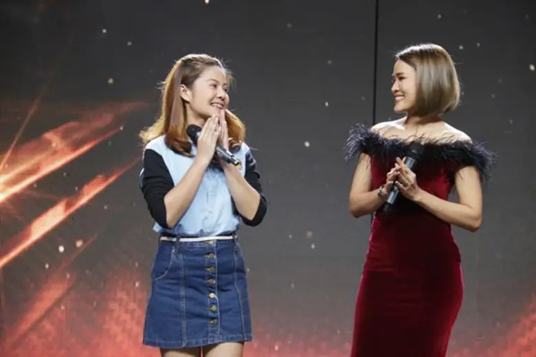 เดินทางมาถึงนักร้องและศิลปินคนที่ 11 ของก...