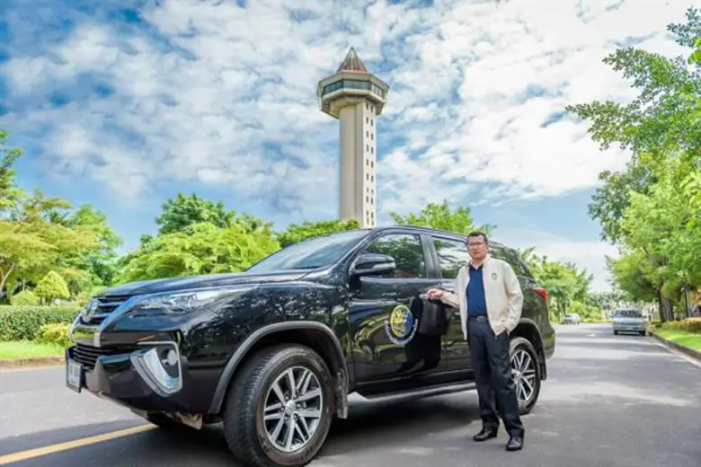 “100 ภาพ 1000 เรื่องเมืองศรีสะเกษ ” ฉบับผู้ว่าฯ มาเอง ทุกภาพคือไฮไลท์ ทั้งหมดมันคือความเป็นศรีสะเกษ