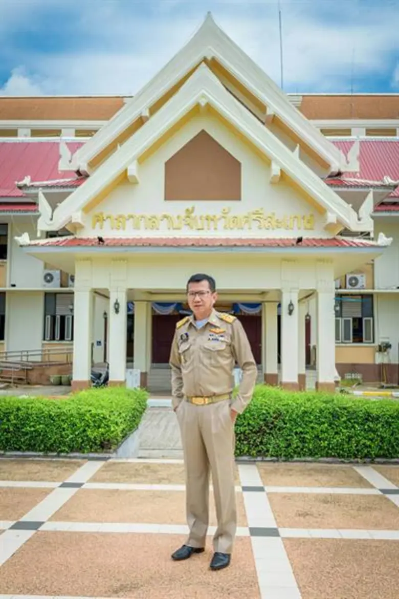 “100 ภาพ 1000 เรื่องเมืองศรีสะเกษ ” ฉบับผู้ว่าฯ มาเอง ทุกภาพคือไฮไลท์ ทั้งหมดมันคือความเป็นศรีสะเกษ