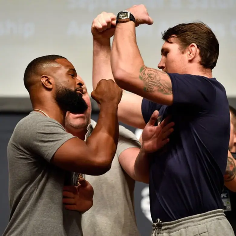 ช่อง8 ถ่ายสดมวยกรง UFC ชิงแชมป์โลก 2 รุ่น...