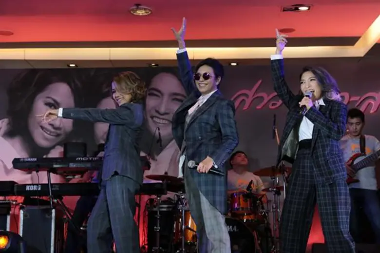 ย้อนเวลากลับไปสู่ยุค 80 เพลงสตริงเริ่มเป็...