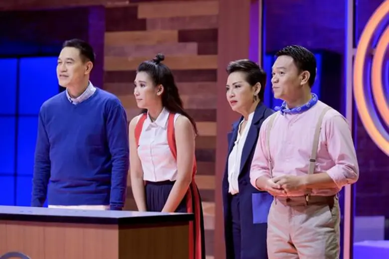 ทีวีไกด์: รายการ “มาสเตอร์เชฟ จูเนียร์ ประเทศไทย” ลุ้นระทึกสุดเสียว!! น้องๆแทคทีมแกล้ง “เชฟป้อม-เชฟเอียน-พี่อิ๊งค์”
