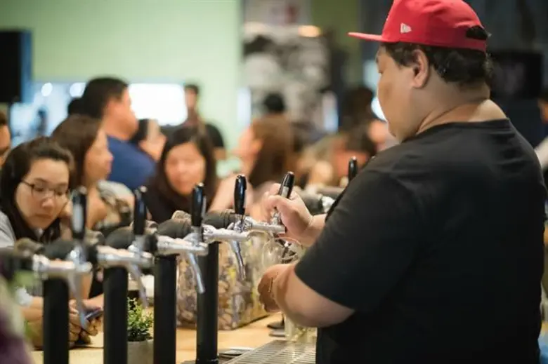 บริษัทออมนิแชนเนลสำหรับเครื่องดื่มชั้นนำของประเทศตั...