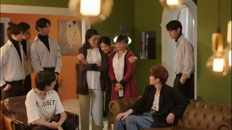 หลังจากที่อุ๋งอิ๋งเจ้าของร้าน Beauty Bar ...