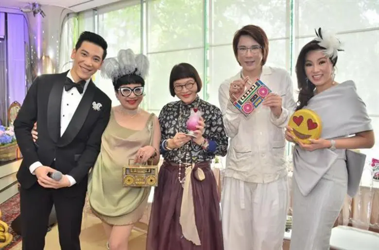 “บิวตี้ เจมส์” แกรนด์ โอเพนนิ่ง โชว์รูม โซนใหม่ ดันเป็นฮับแห่งอุตสาหกรรมอัญมณีโลก พร้อมอวดเครื่องเพชรคอลเลกชั่นล่าสุด