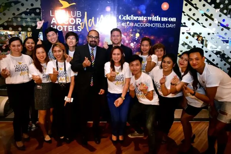 นายซาการ์ เนเกอร์ ผู้จัดการทั่วไปโรงแรมโน...