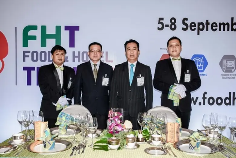 คุณสุชาติ เกตุนวม ผู้จัดการทั่วไป โรงแรมแ...