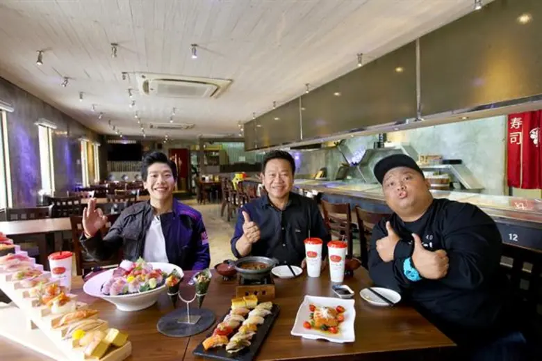 รายการกินเที่ยวอะราวเดอะเวิลด์ ช่อง 3SD ช...