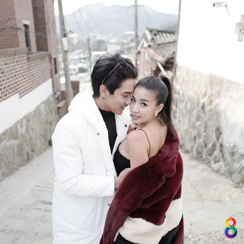 “แมน” ลั่น ! รัก 5 ปี “ใบเตย อาร์สยาม” ราบรื่น ยันไม่คิดมาก “ไนกี้” เลิฟซีนสุดหวิวในเอ็มวี “เอาไม่เสร็จ”