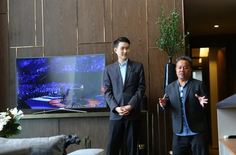 แม่น้ำเรสซิเดนท์ จับมือ คิวเรเตอร์ชื่อดัง และ 12 ศิลปินระดับประเทศ จัดแสดงงานศิลป์ชิ้นพิเศษบนเพนท์เฮาส์สุดหรูวิวโค้งน้ำเจ้าพระยา ในงาน “PENTHOUSE IS ART BY MENAM RESIDENCES”