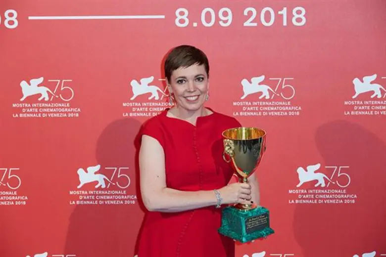 ภาพยนตร์เรื่อง The Favourite จากผลงานของผ...