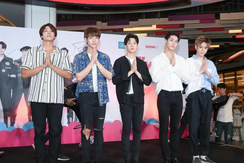 หลังจากปล่อยให้รอกันอยู่นาน ในที่สุด 5 หน...