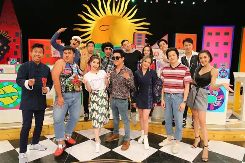 ทีวีไกด์: รายการ “ศึก 12 ราศี” “เอิร์ธ-วิศววิท” เสียวสันหลัง ถูกทักเข้าข่ายมีเกณฑ์ รักคนมีเจ้าของ!!