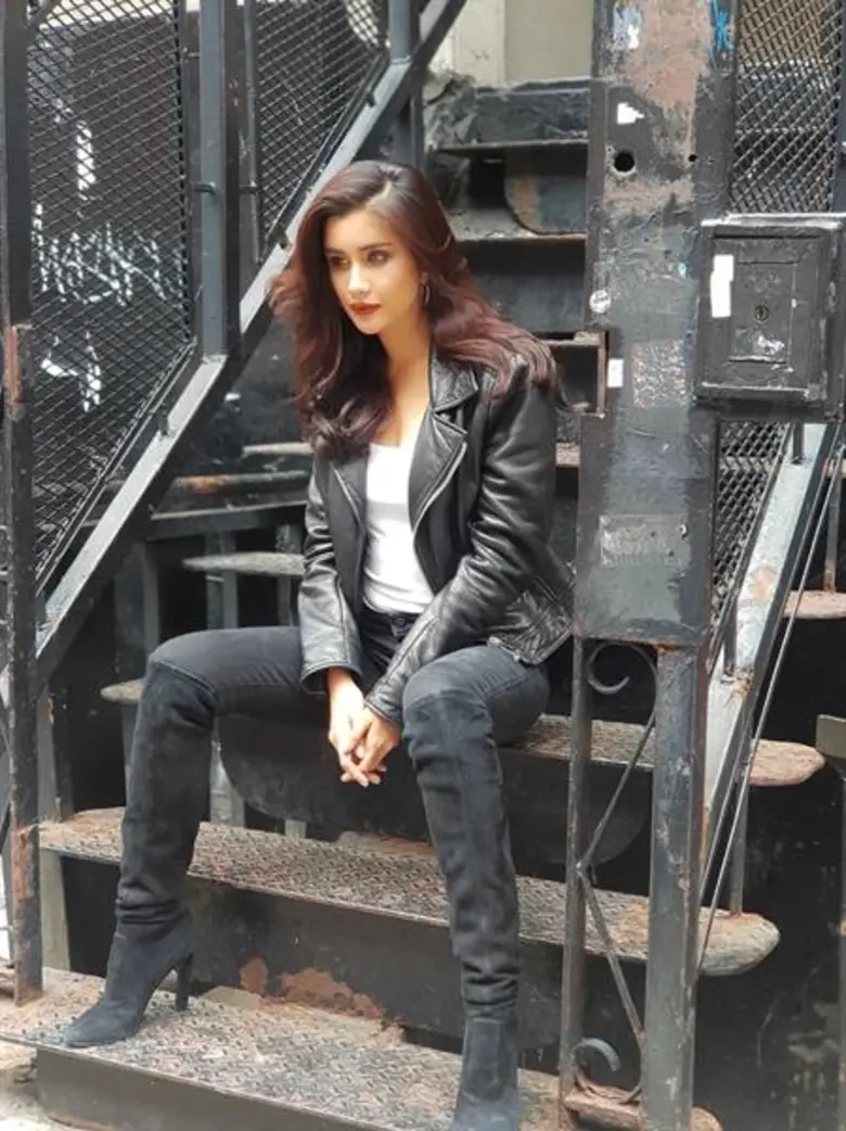 ลุคแรกของชีปูที่นิวยอร์กค่ะซิส กับ NYC Fi...