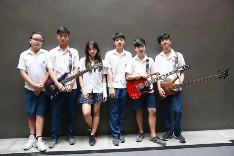 เผยโฉม 9 วงสุดท้าย เข้าชิงชนะเลิศ “Hotwave Music Awards 2018” ลุ้นผลพร้อมกันวันอาทิตย์นี้ ถ่ายทอดสดช่อง GMM25