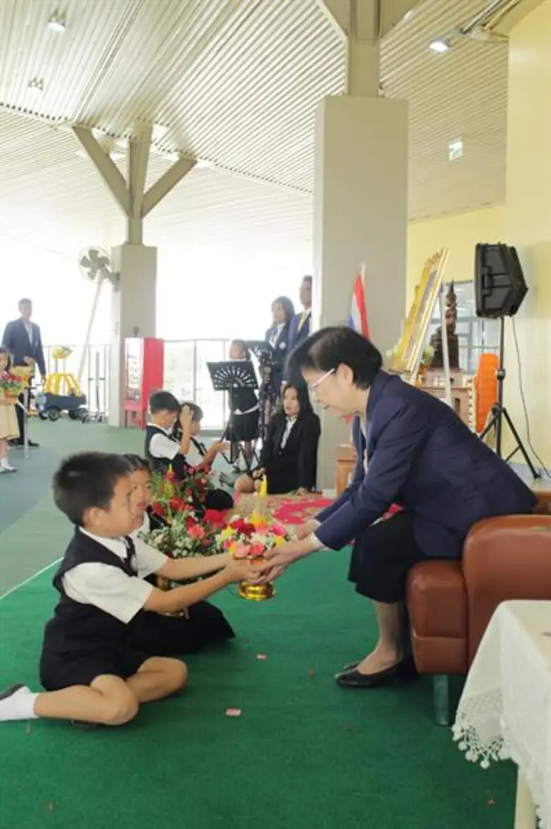 ไทยอินเตอร์เนชั่นแนลสกูล ปลูกจิตสำนึกพระคุณครู จัดพิธีไหว้ครูประจำปี 2561