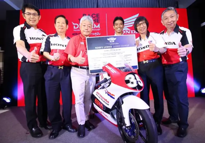 เอ.พี.ฮอนด้า ดึง "ไมเคิล ดูฮาน-มาร์ค มาร์เกซ" สองสุดยอดนักบิดระดับโลก ร่วมมีตแอนด์กรี๊ดแบบเอ็กซ์คลูซีฟ ! ที่บุรีรัมย์