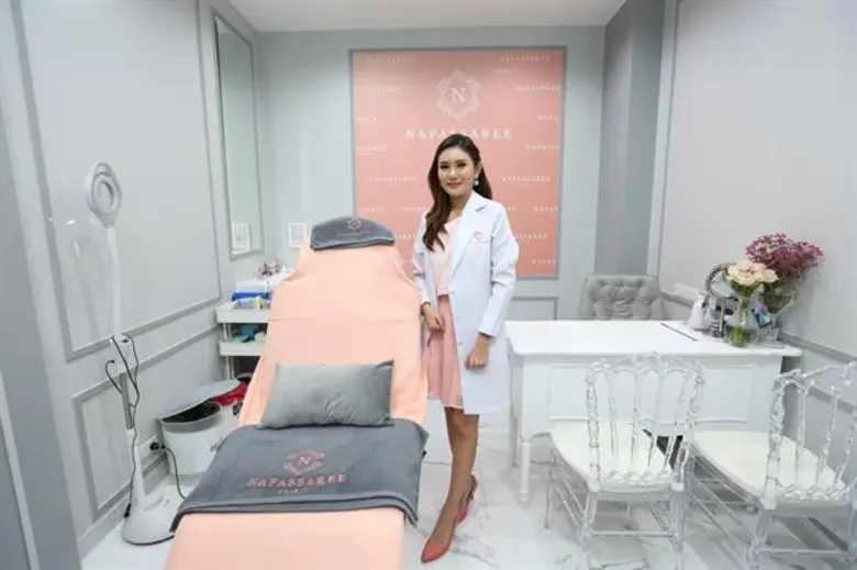 "นภัสรีย์ คลินิก" สวนกระแส ทุ่ม 10 ล้านบา...