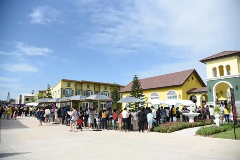 โกลเด้นแลนด์ ลุยต่อเปิด อาณาจักรหมื่นล้าน“โกลเด้น เอ็มไพร์ สาทร" หลังจากประสบความสำเร็จกับ อาณาจักร โกลเด้น เอ็มไพร์ บางแค