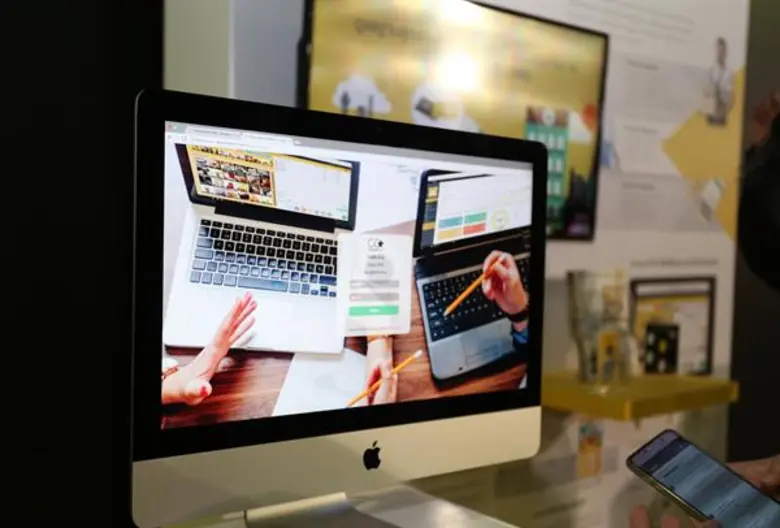 Choco CRM โดยบริษัท ช็อคโก้ คาร์ด เอ็นเตอ...