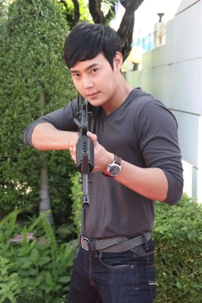 “ต๊ะ - วริษฐ์” พลิกบท ขอเล่นเป็นคนดีลุยเต็มร้อย กับหน้าที่ตำรวจชายแดน ใน “อังกอร์”