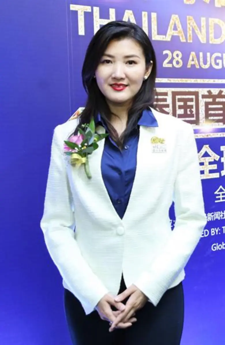 ผู้หญิงทำงานเก่งและทำหน้าที่เป็นสะพานเชื่...