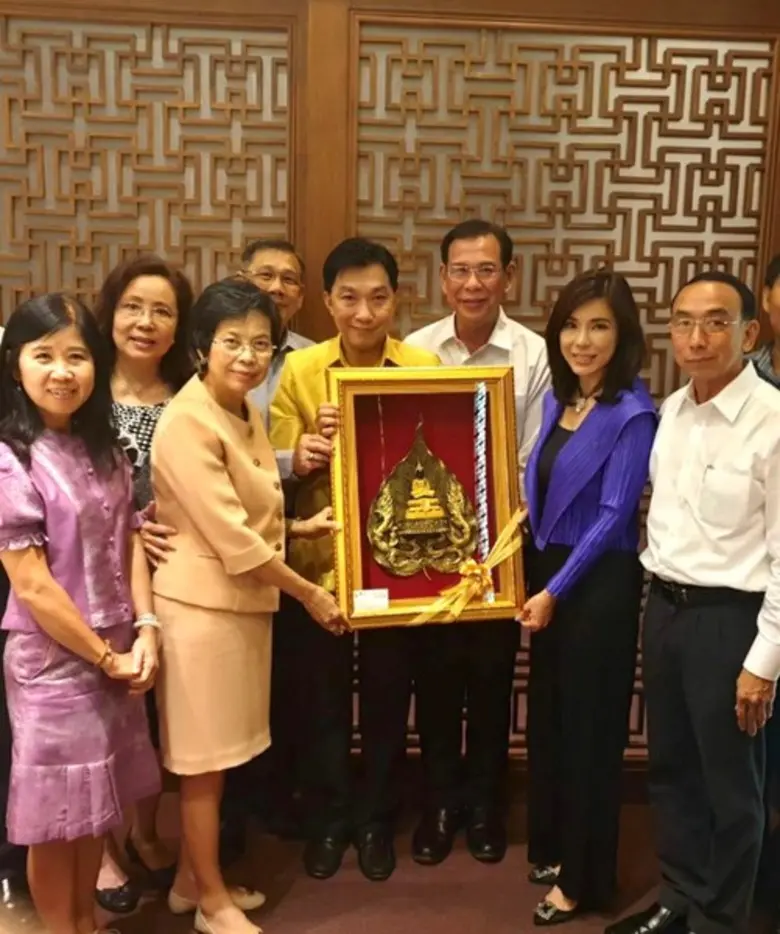 ดร.อลิสา เลิศเดชเดชา ประธานกรรมการบริหารบ...