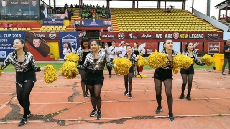 คุณกวิน กาญจนพาสน์ นำทีมจัดแข่งขันกีฬา ฟาดแข้งกระชับมิตร	