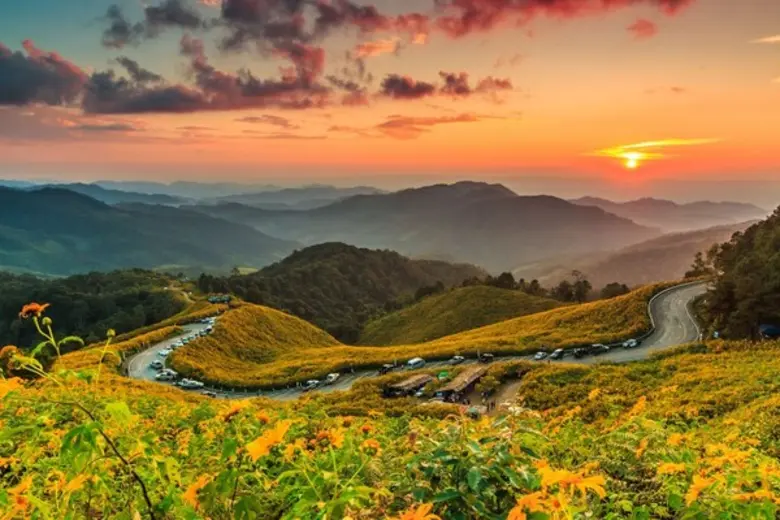 "แพ็คเกจห้องพัก – Bonus Night Encore" โรง...