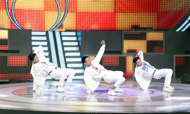 ปอ อรรณพ โชว์ท่าเต้นสุดจี๊ดเอวสุดพริ้ว พร้อมมาพิสูจน์ใครเสียงเพราะ เสียงเพี้ยน!