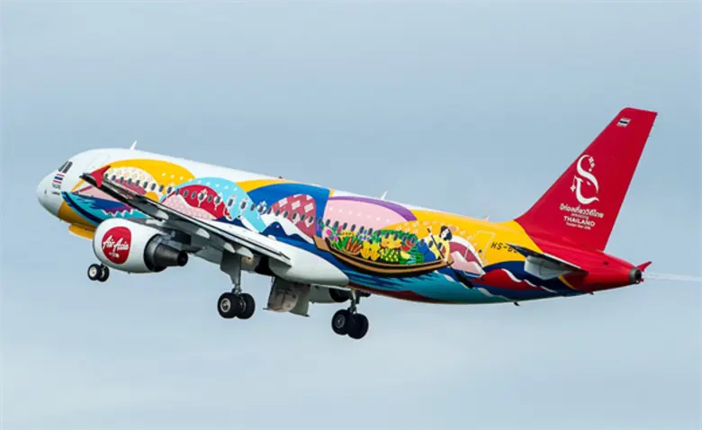 ททท. ร่วมกับแอร์เอเชีย จัดทริปสุดพิเศษ พาบินลัดฟ้าด้วยเครื่องบินลายใหม่ “สีสันธารา” (Shades of the Rivere) สัมผัสวิถีชุมชน ณ ชุมชนพรหมโลก จ.นครศรีธรรมราช