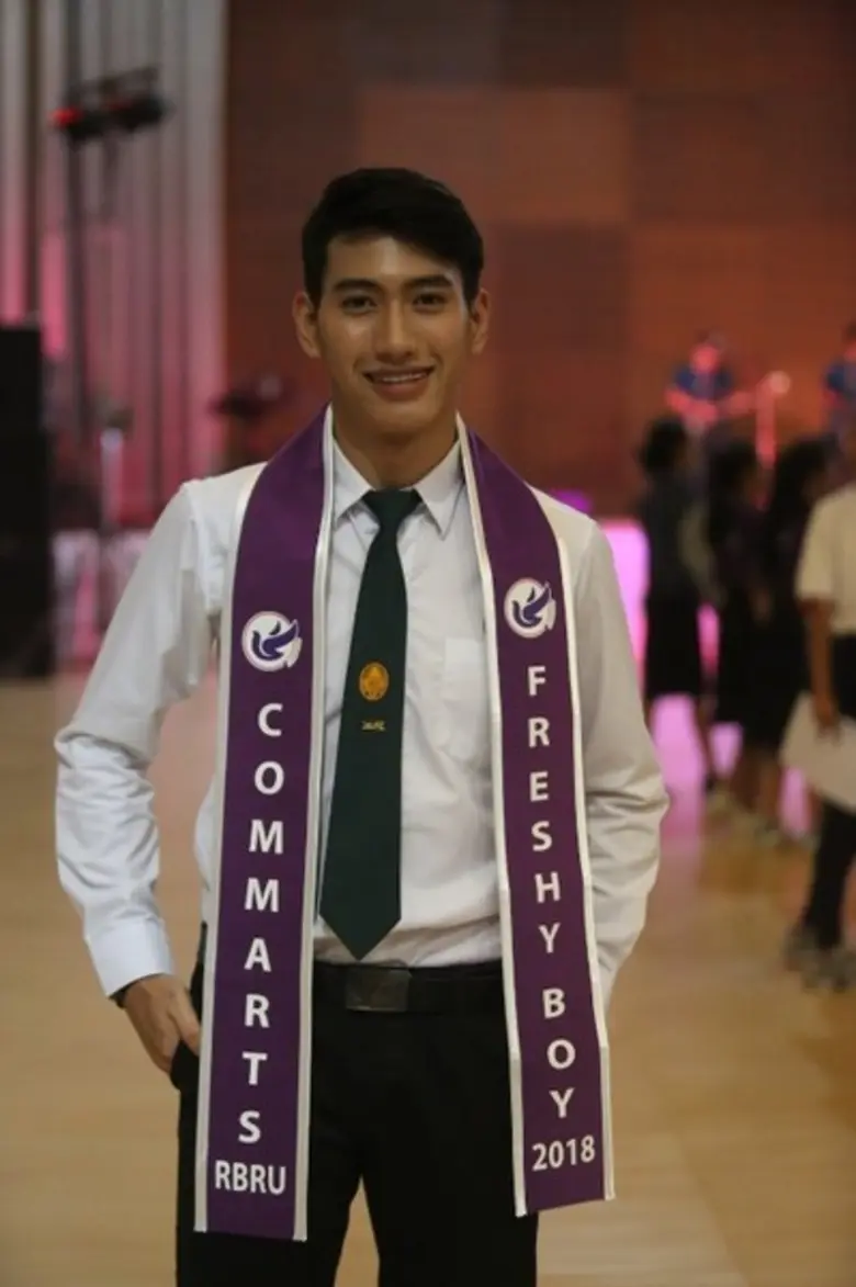 RBRU: แบงก์ – เฟิร์น คว้า ดาวเดือน '61 นิเทศ มรภ.รำไพพรรณี	