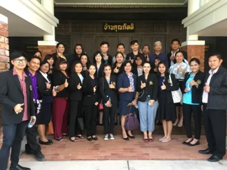 นางนิภา โสภาสัมฤทธิ์ อธิการบดีสถาบันบัญฑิ...