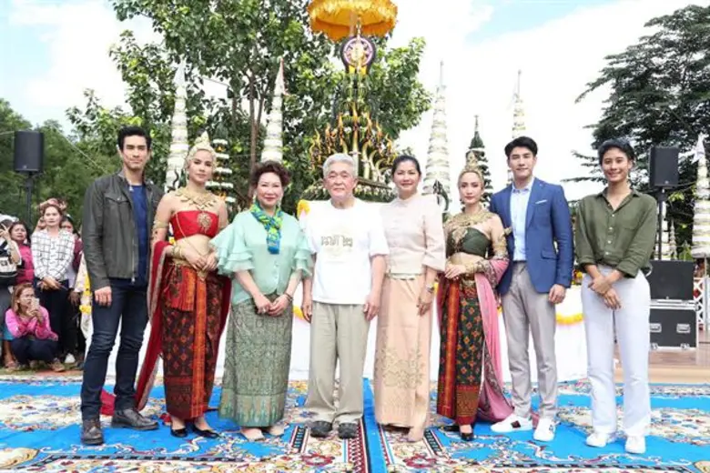 “ณเดชน์-ญาญ่า-แต้ว-เคน” ตะลึง เรื่องเร้นลับ ไฟดับพรึ่บ 2 รอบติด รำบวงสรวง “พญานาค คำชะโนด” แถลงเปิดตัวภาพยนตร์ “นาคี 2”