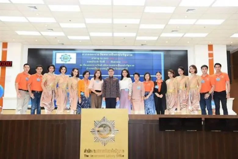 นายฉัตรชัย ศิริไล กรรมการผู้จัดการธนาคารอ...