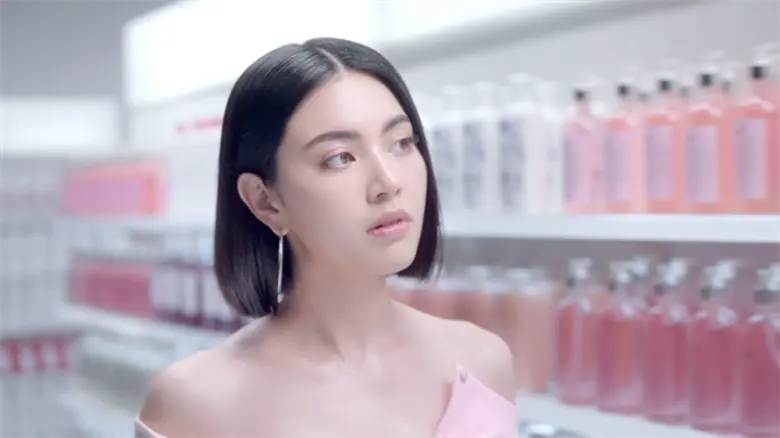 “สเนลไวท์” ปล่อยโฆษณาชุดใหม่ เอาใจคนรักอโรม่า