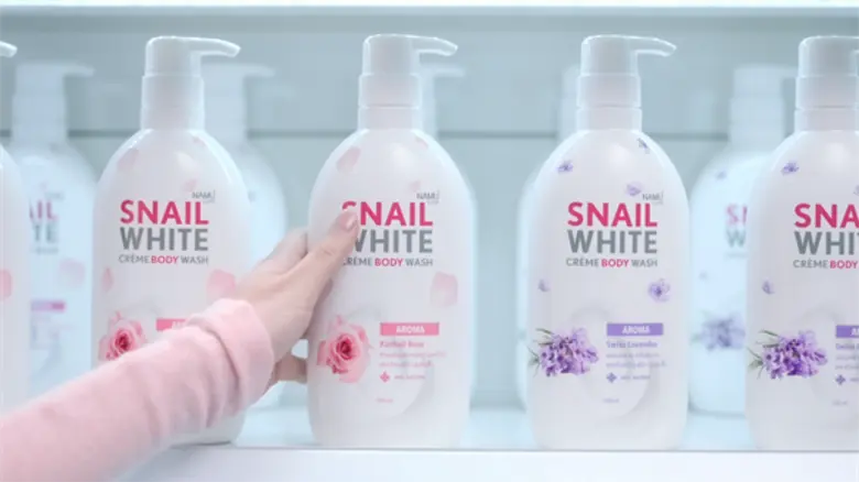 “สเนลไวท์” ปล่อยโฆษณาชุดใหม่ เอาใจคนรักอโรม่า