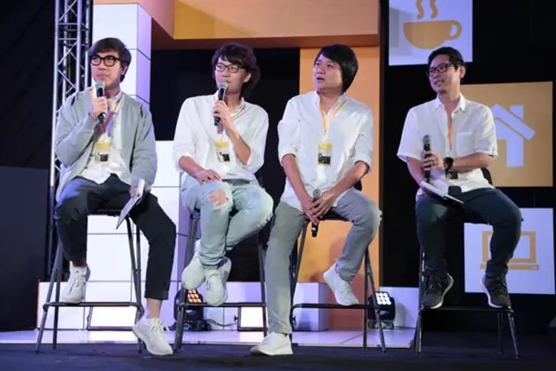 จบดราม่าทุกปัญหาคนทำงาน ชิลออนไลน์ รวมตัว 'เด็กจบใหม่’ ปฐมนิเทศ #ก่อนจะเป็นมนุษย์เงินเดือน