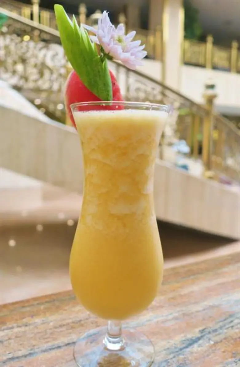 สังสรรค์ปาร์ตี้แบบไม่กลัวฝนที่ "การ์เดนท์...