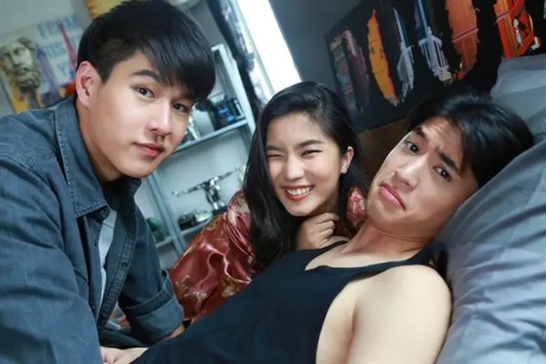 ทีวีไกด์: รูทีนซิทคอม "เสือ ชะนี เก้ง Freshy เปิดตำนานแก๊ง 3 ทหารเสือ"  ตอน 5 ออกอากาศวันอังคารที่ 18 กันยายน 2561 เวลา 20.00 น. LINE TV