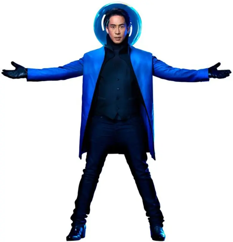 ออกเดินทางเข้าห้องซ้อมทั้งร้องทั้งเต้นเพื...